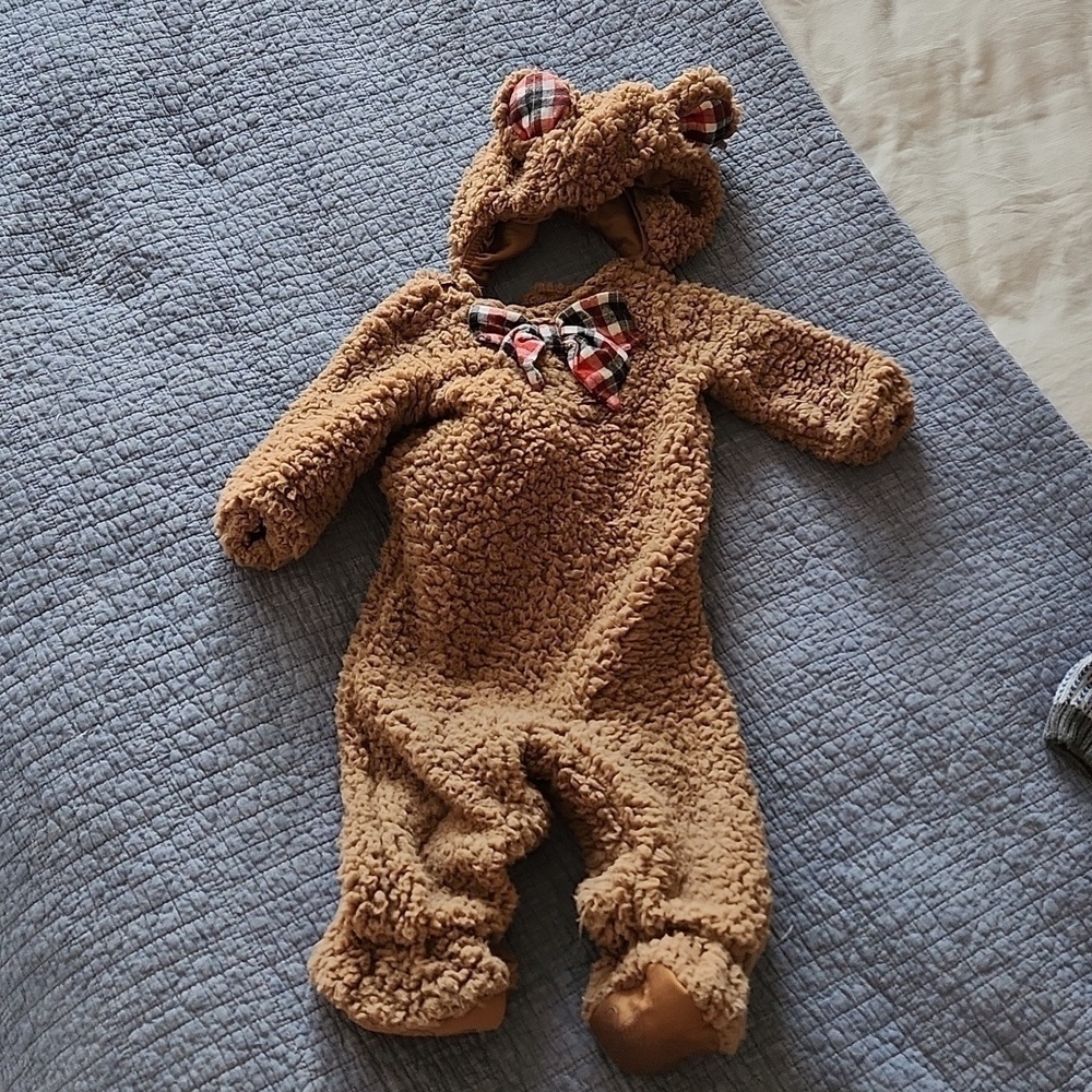 Baby Checkard Bear Ear Onsie size 6 month